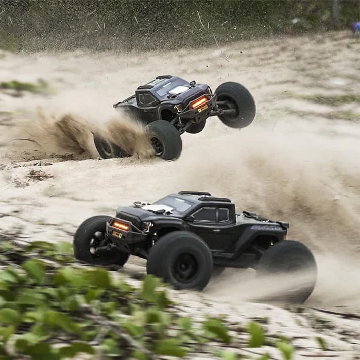 Rlaarlo Omni-Terminator RZ001B-C 1/10 Carbon Fiber 4WD Brushless Monster Truck RTR 10