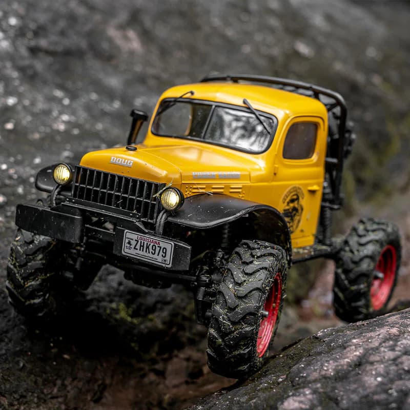FMS 1:24 FCX24 Power Wagon RTR 4