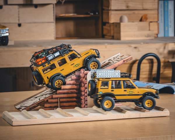 FMS FCX24M Camel Trophy Defender 90 1/24 RTR Micro Rock Crawler 1